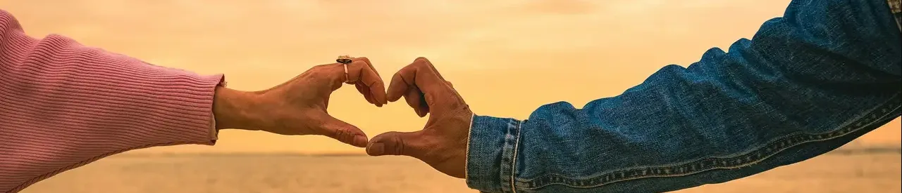 Wake Up to Love — Romantic Good Morning Messages for Your Girlfriend